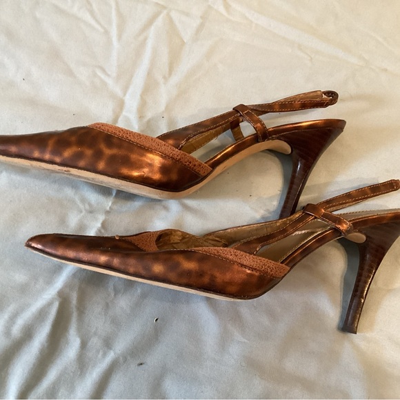 Tahari Heels - Picture 4 of 4
